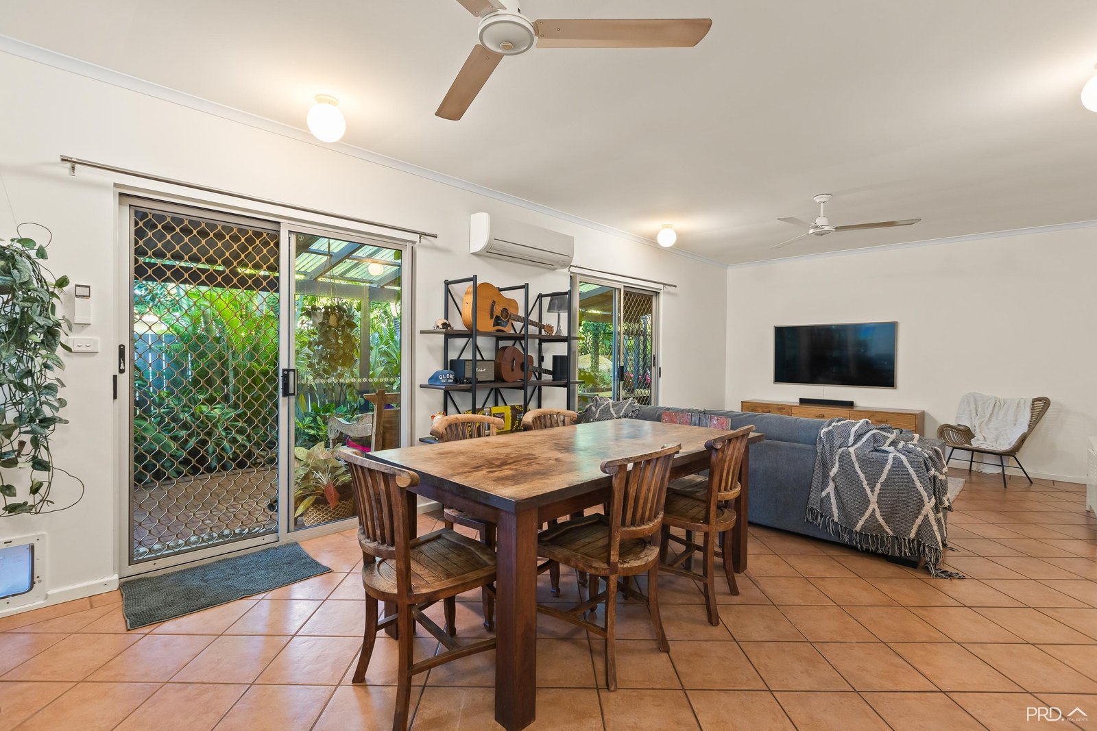 10b Hawkes Place CABLE BEACH 11