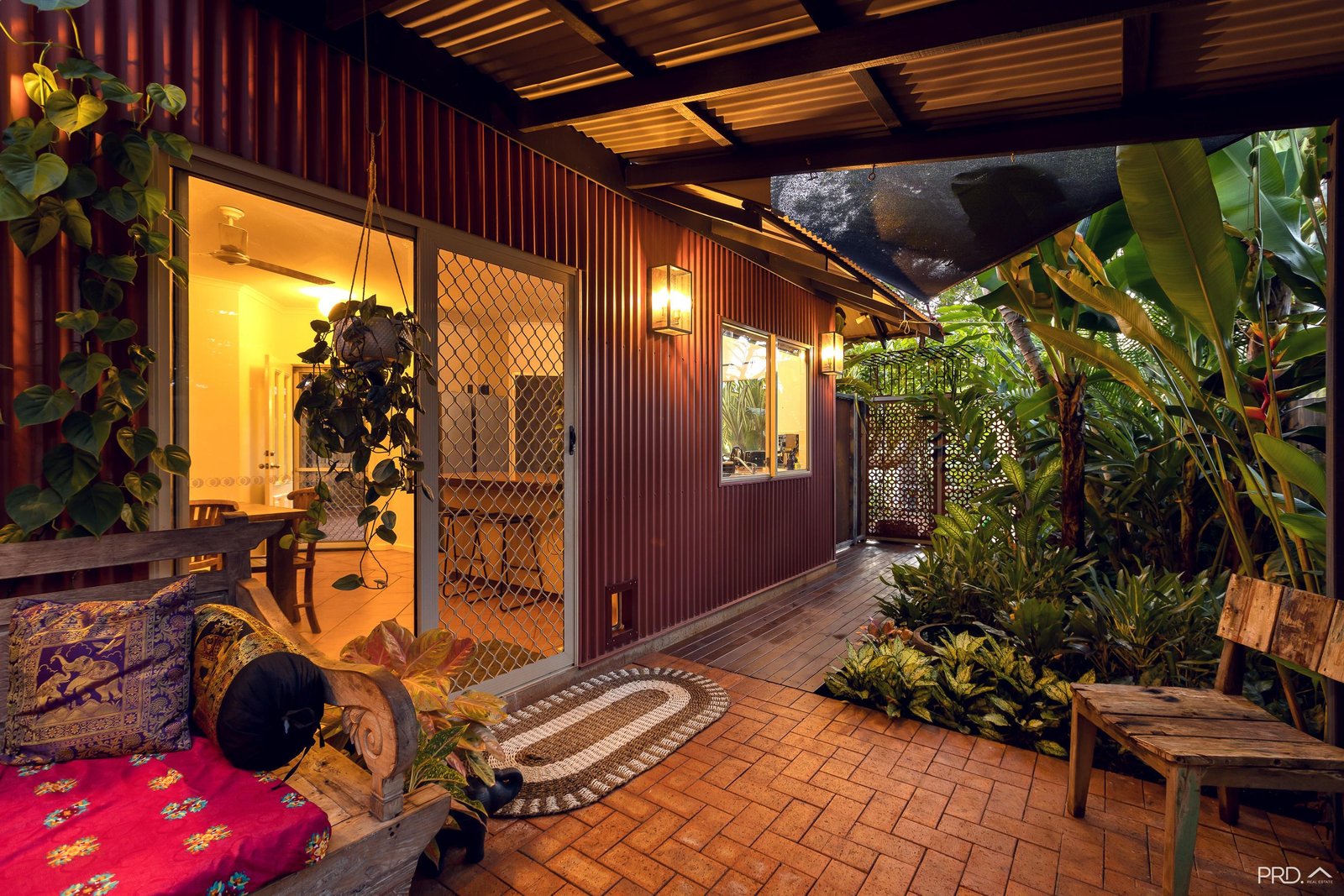 10b Hawkes Place CABLE BEACH 26