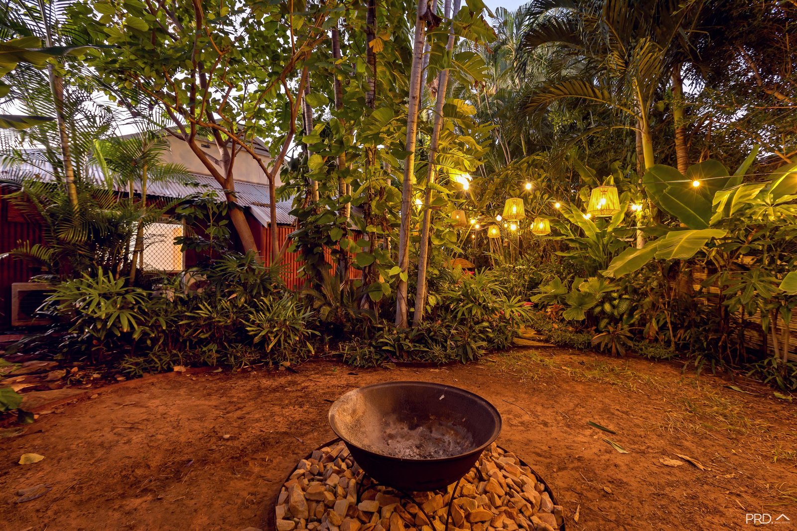 10b Hawkes Place CABLE BEACH 32