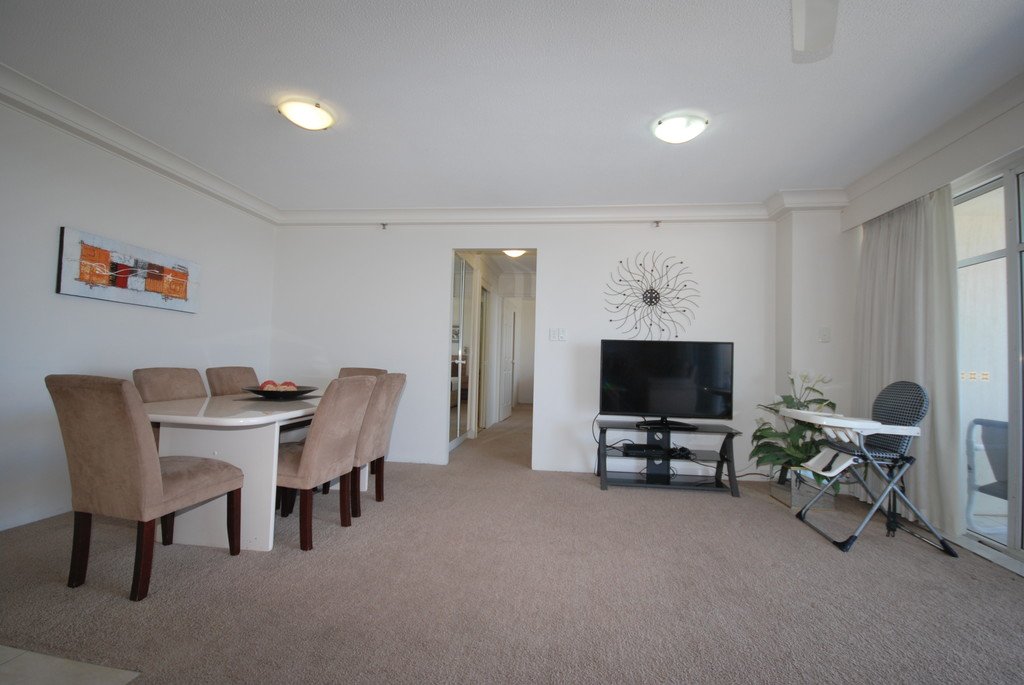 10B/3 Second Avenue BURLEIGH HEADS 5