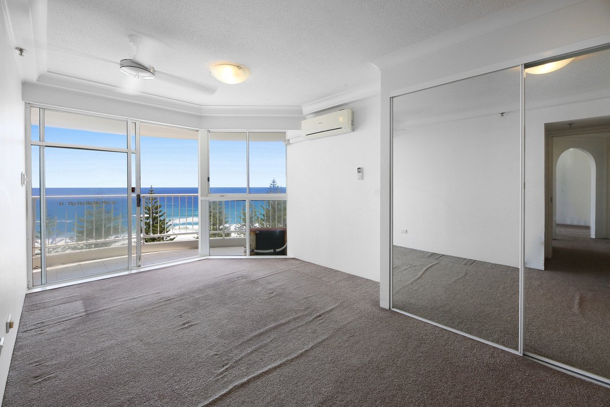 10C/238 The Esplanade Burleigh Heads 15