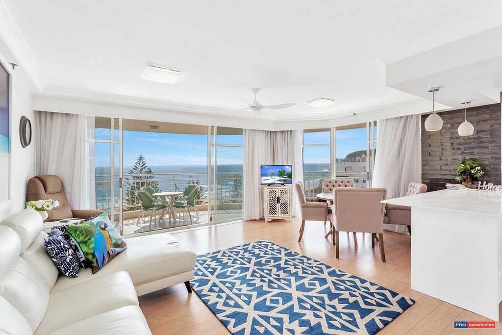 10C/3 Second Ave  BURLEIGH HEADS 3