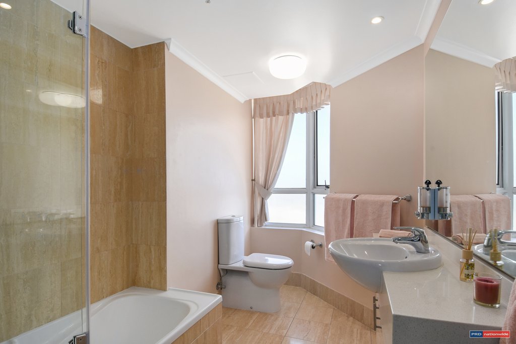 10C/3 Second Avenue BURLEIGH HEADS 6