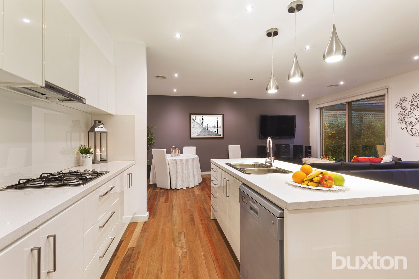 Gallery: 10D Neville Street