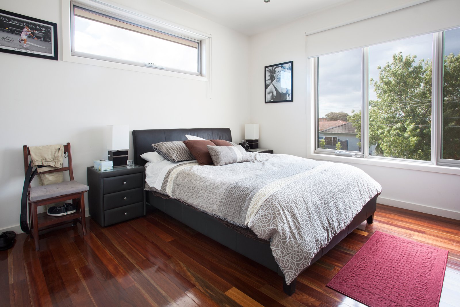 Gallery: 10d Neville Street