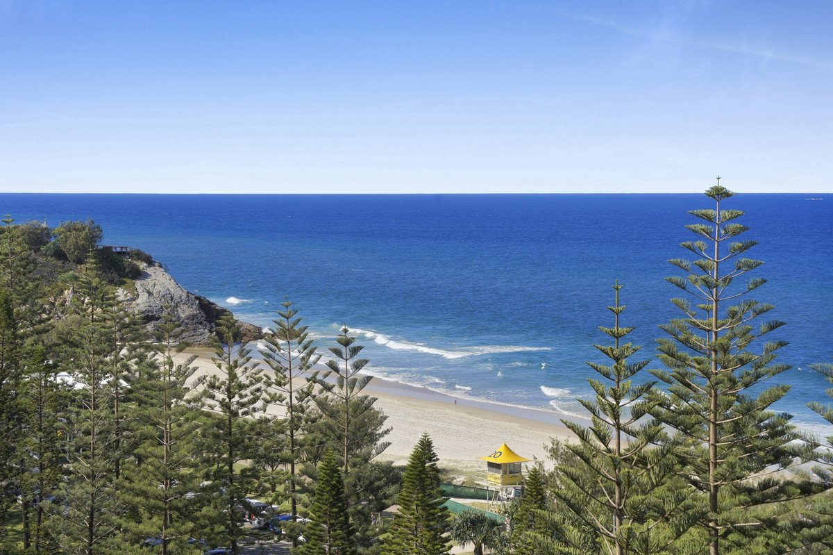 10D/238 The Esplanade Burleigh Heads 13