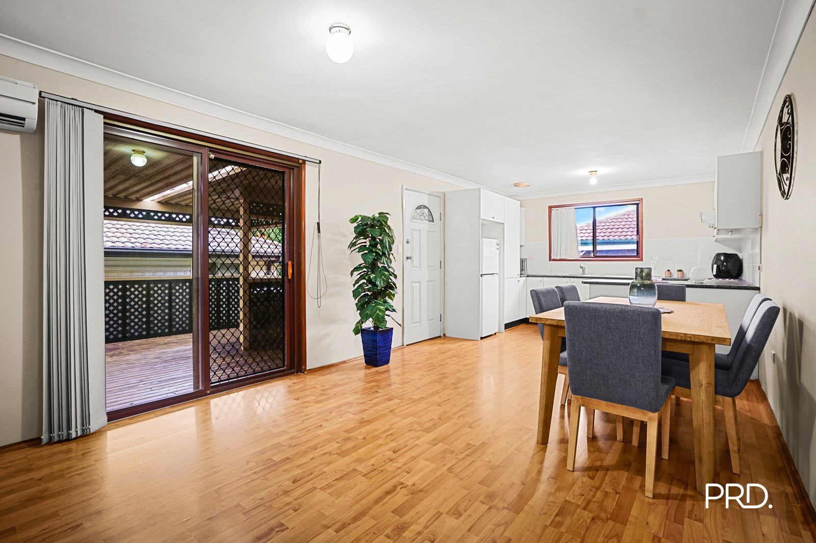 11 & 11A Cooper Street PENRITH 5