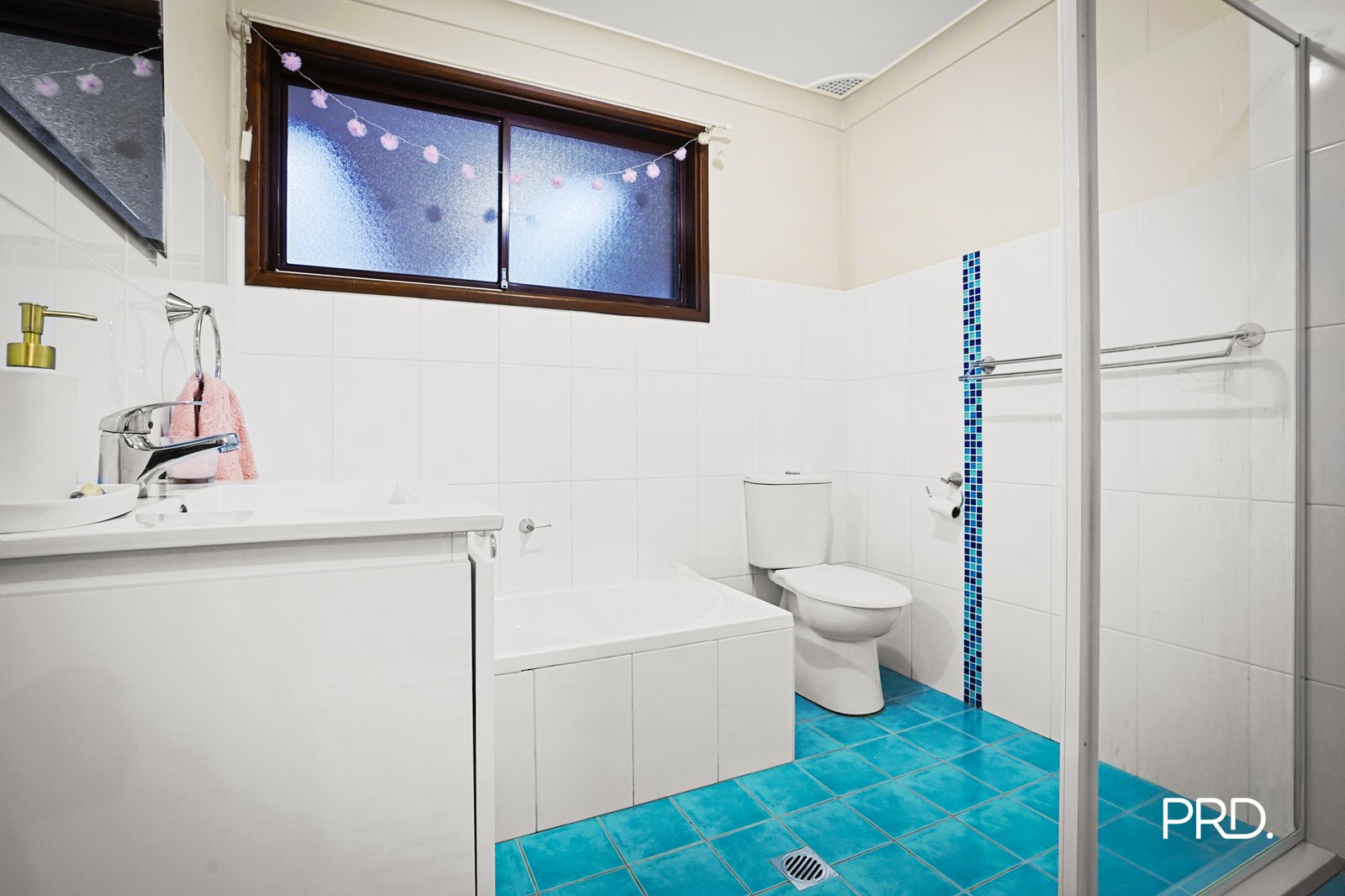 11 & 11A Cooper Street PENRITH 14