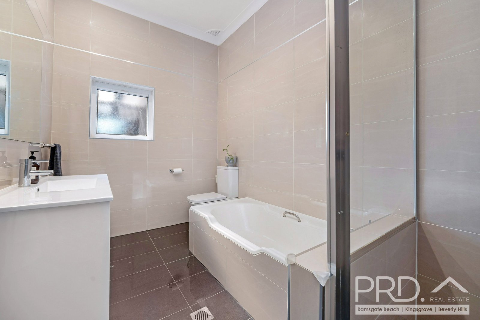 11-13 Banner Road KINGSGROVE 9