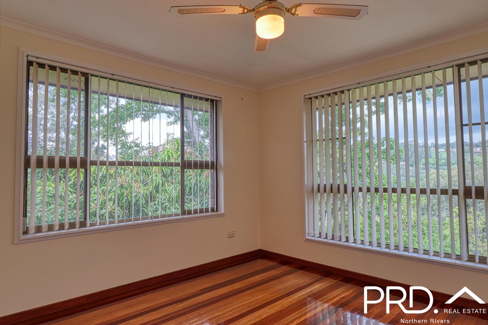 11-13 Robinson Avenue GIRARDS HILL 7