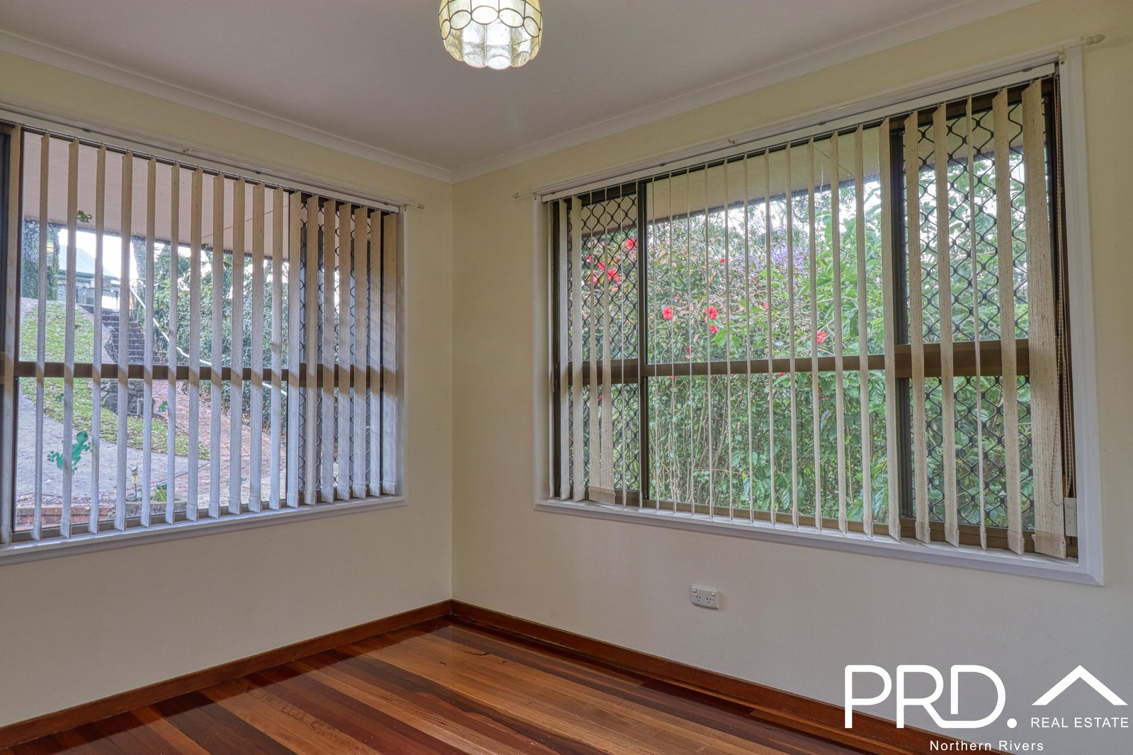 11-13 Robinson Avenue GIRARDS HILL 8
