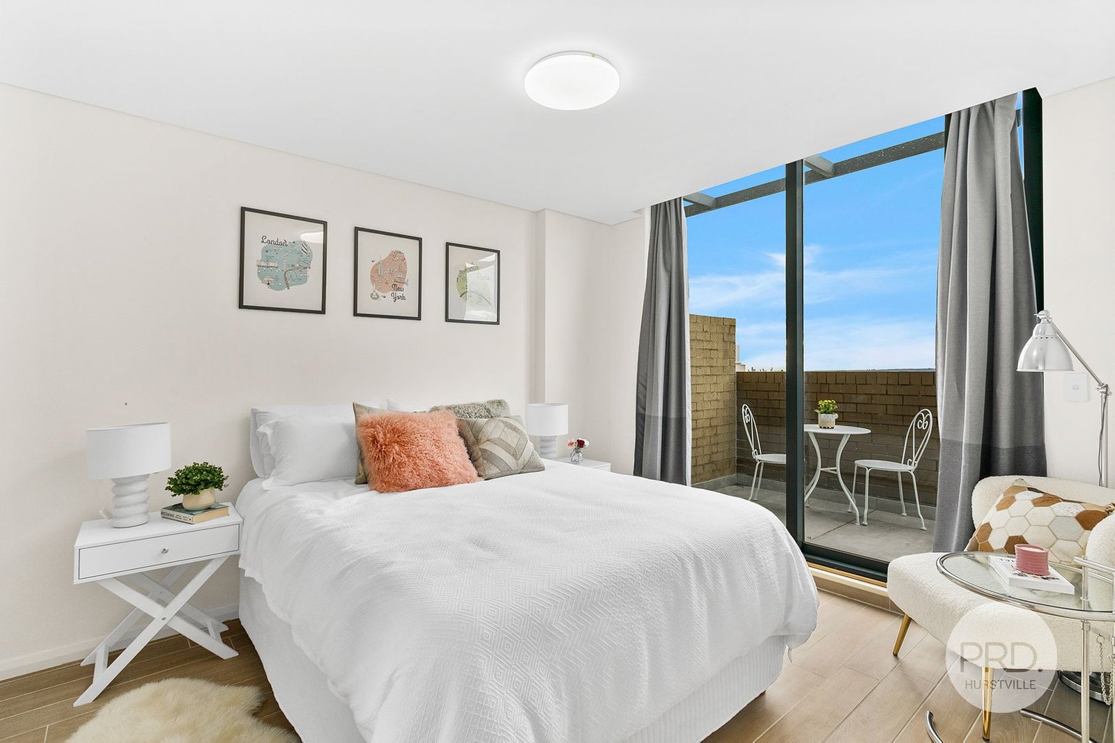 11-13 Treacy Street HURSTVILLE 5