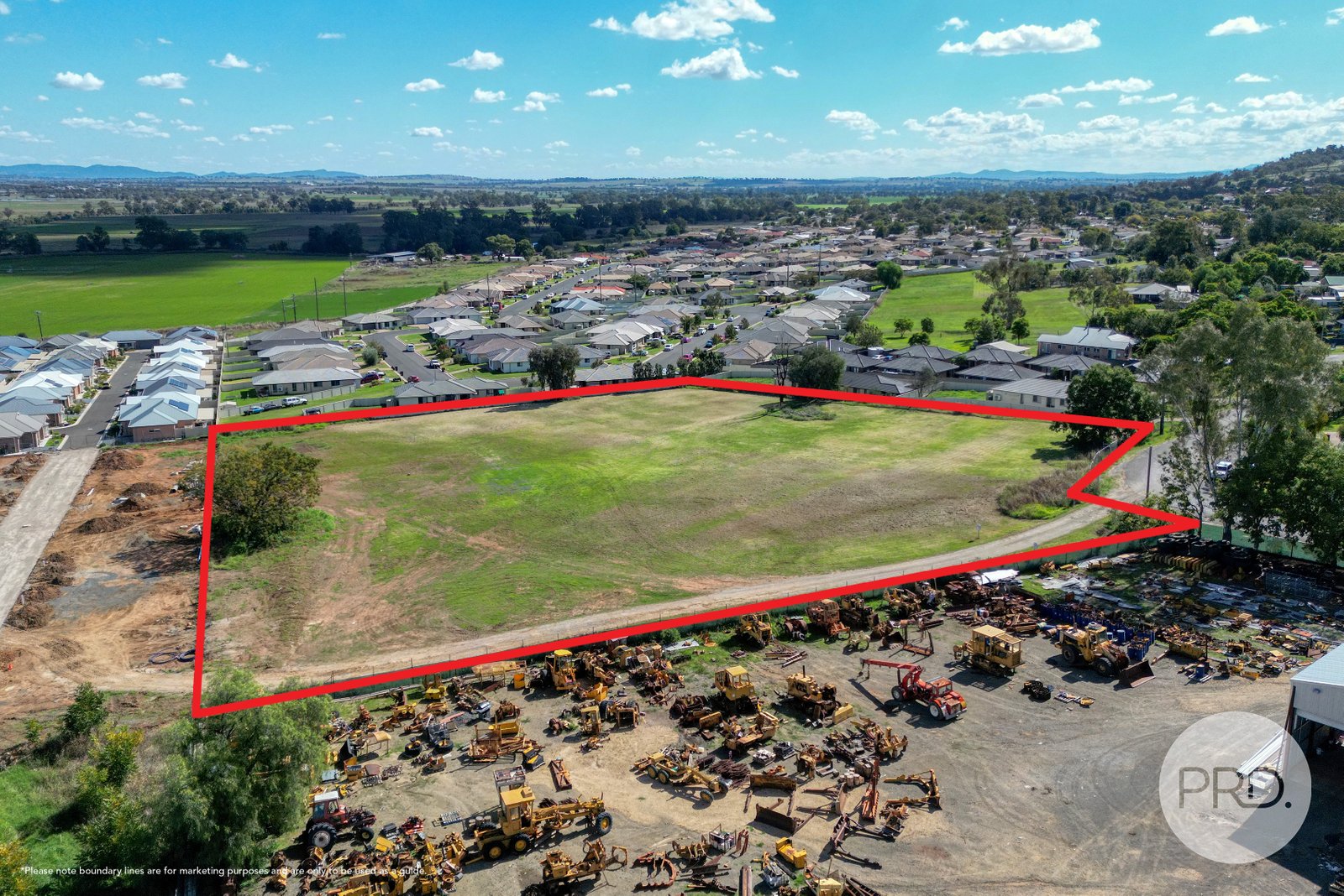 11-17 Curlew Crescent TAMWORTH 3