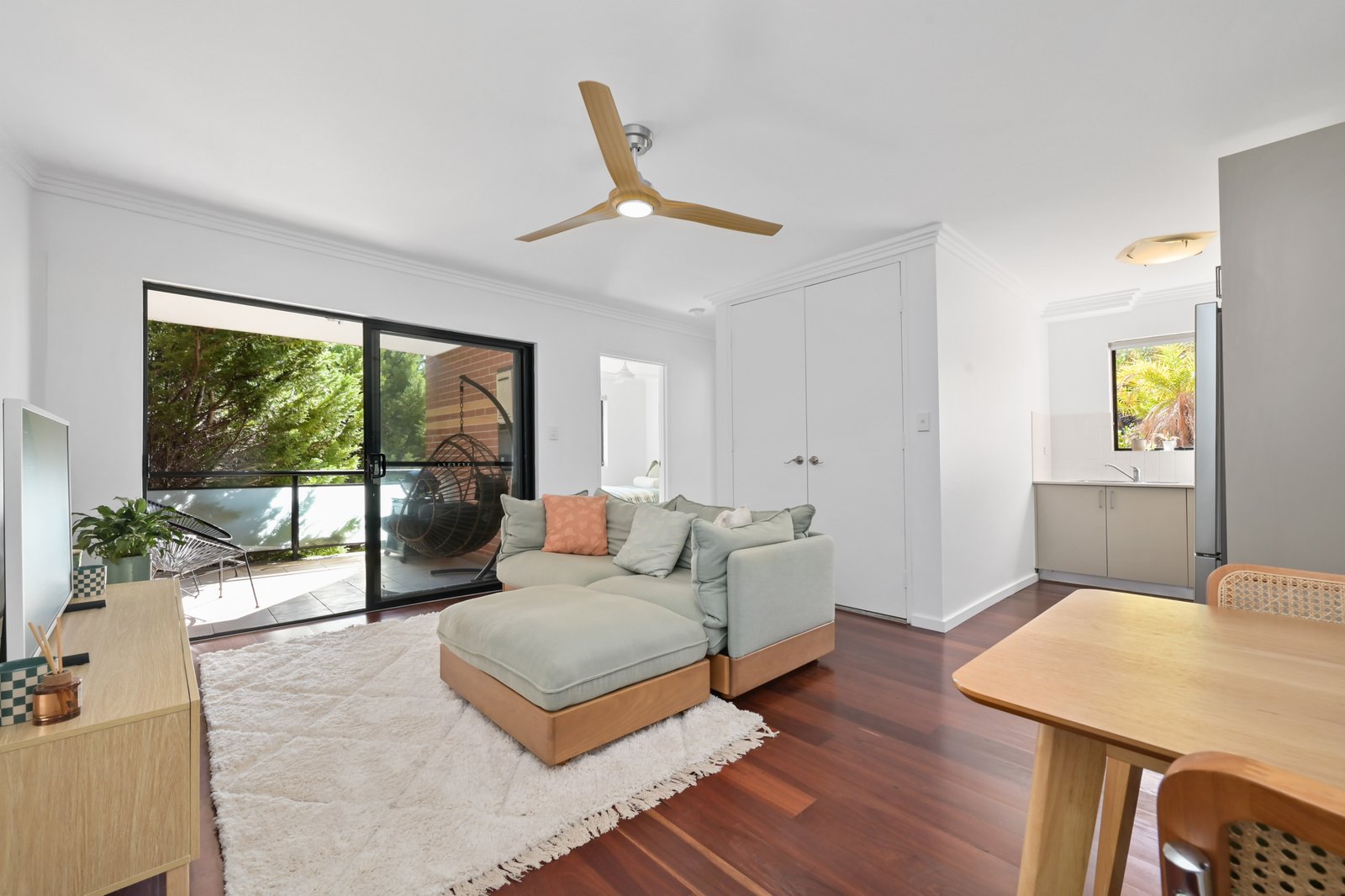 1/1-3 New Orleans Crescent MAROUBRA 2