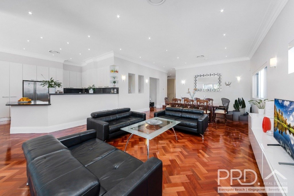 11 Ada Street KINGSGROVE 2