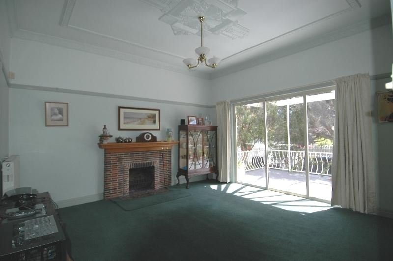 Gallery: 11 Adam Street