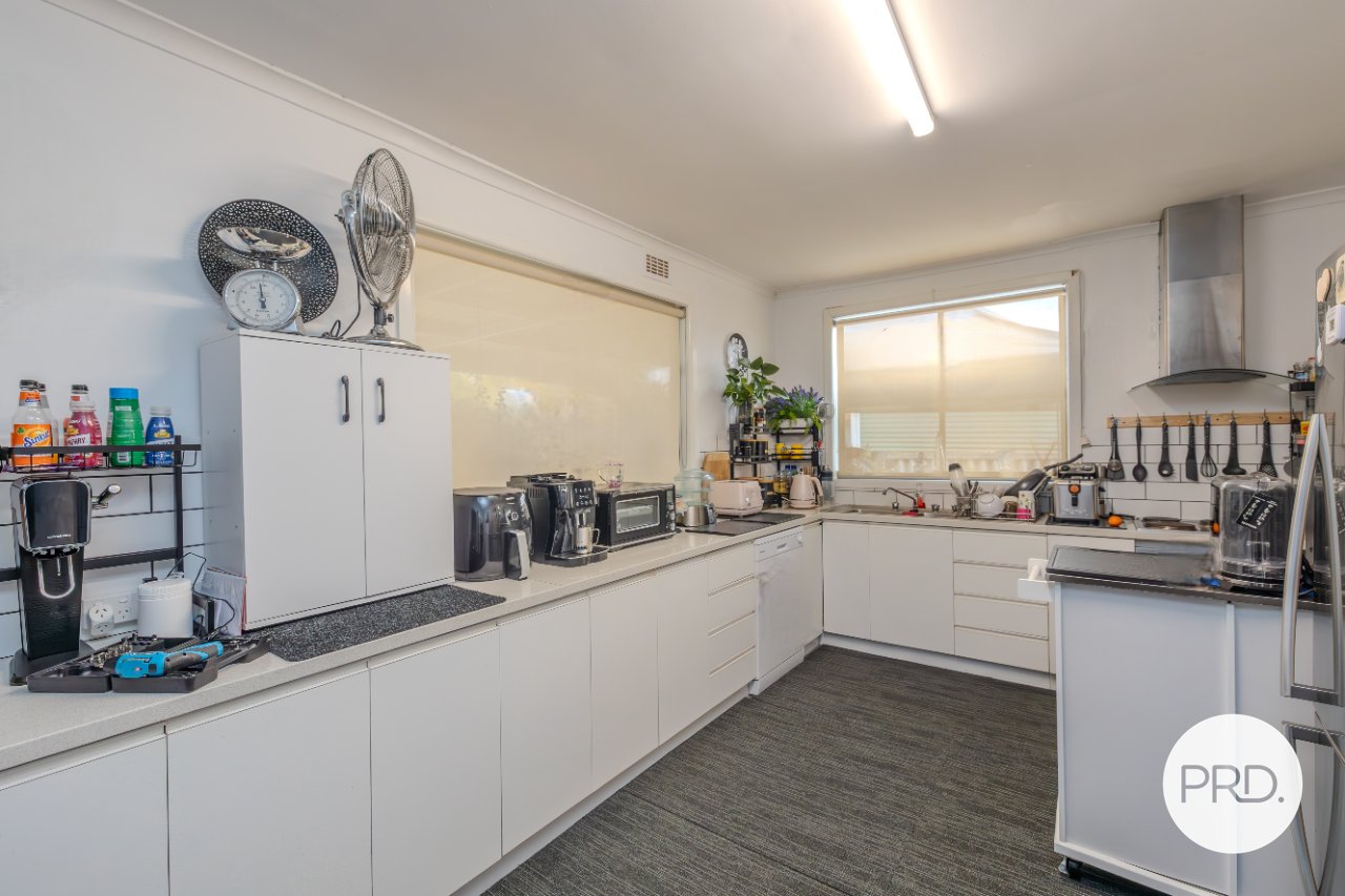 11 Alexander Street ROBINVALE 8