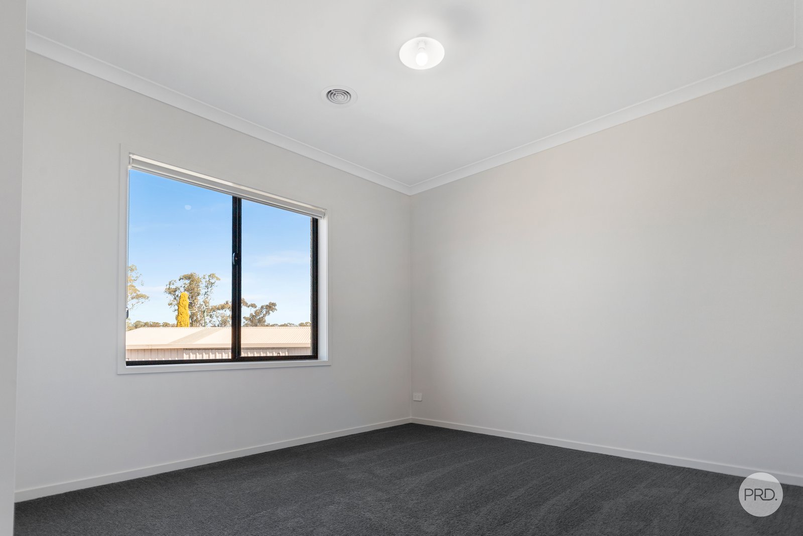 11 Alfreda Place GOLDEN SQUARE 10