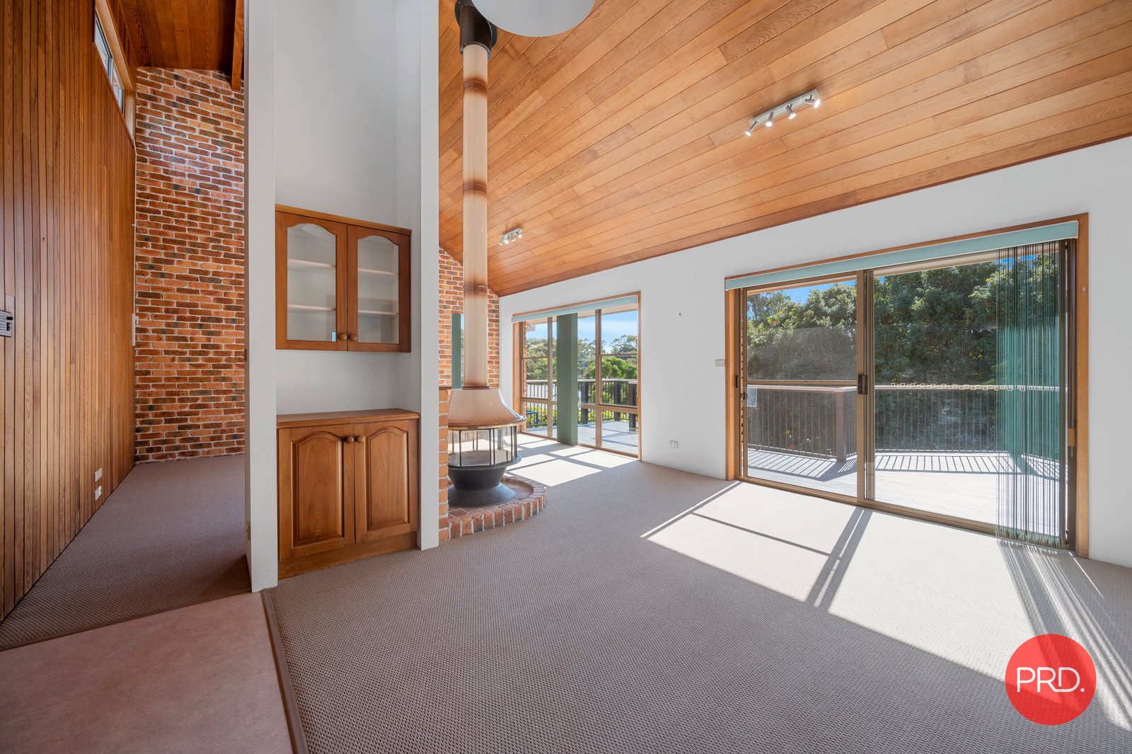 11 Alkina Street SAPPHIRE BEACH 4