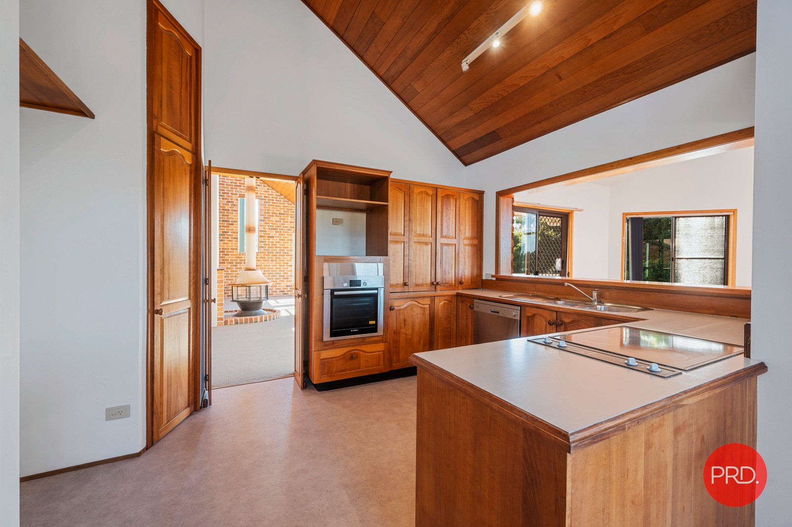 11 Alkina Street SAPPHIRE BEACH 7