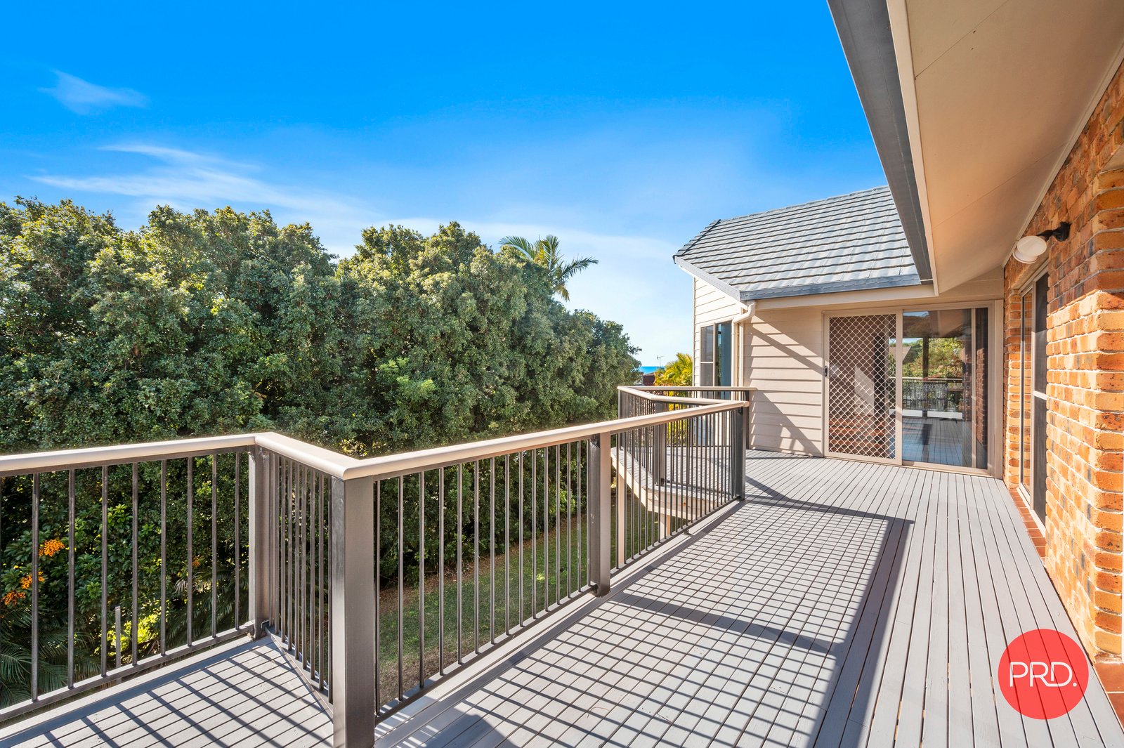 11 Alkina Street SAPPHIRE BEACH 14