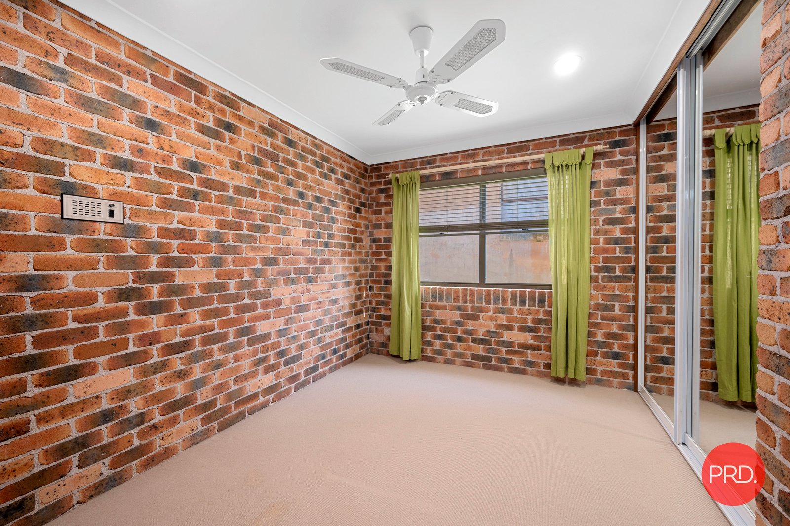 11 Alkina Street SAPPHIRE BEACH 23