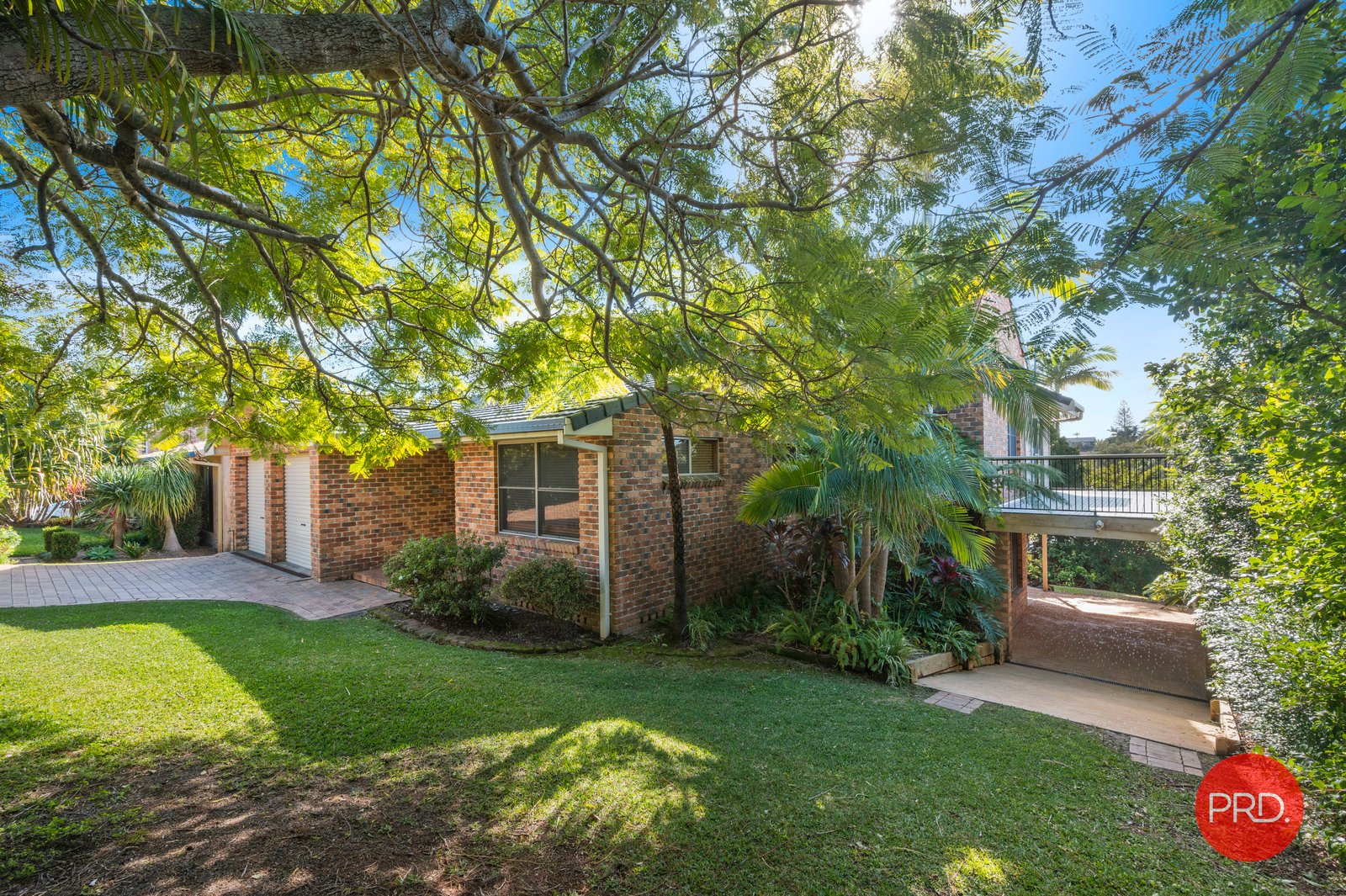 11 Alkina Street SAPPHIRE BEACH 31