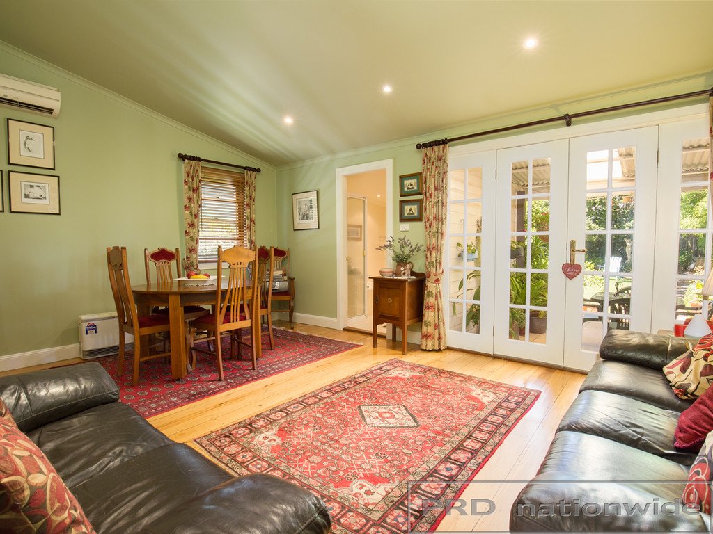 11 Allan Street LORN 4