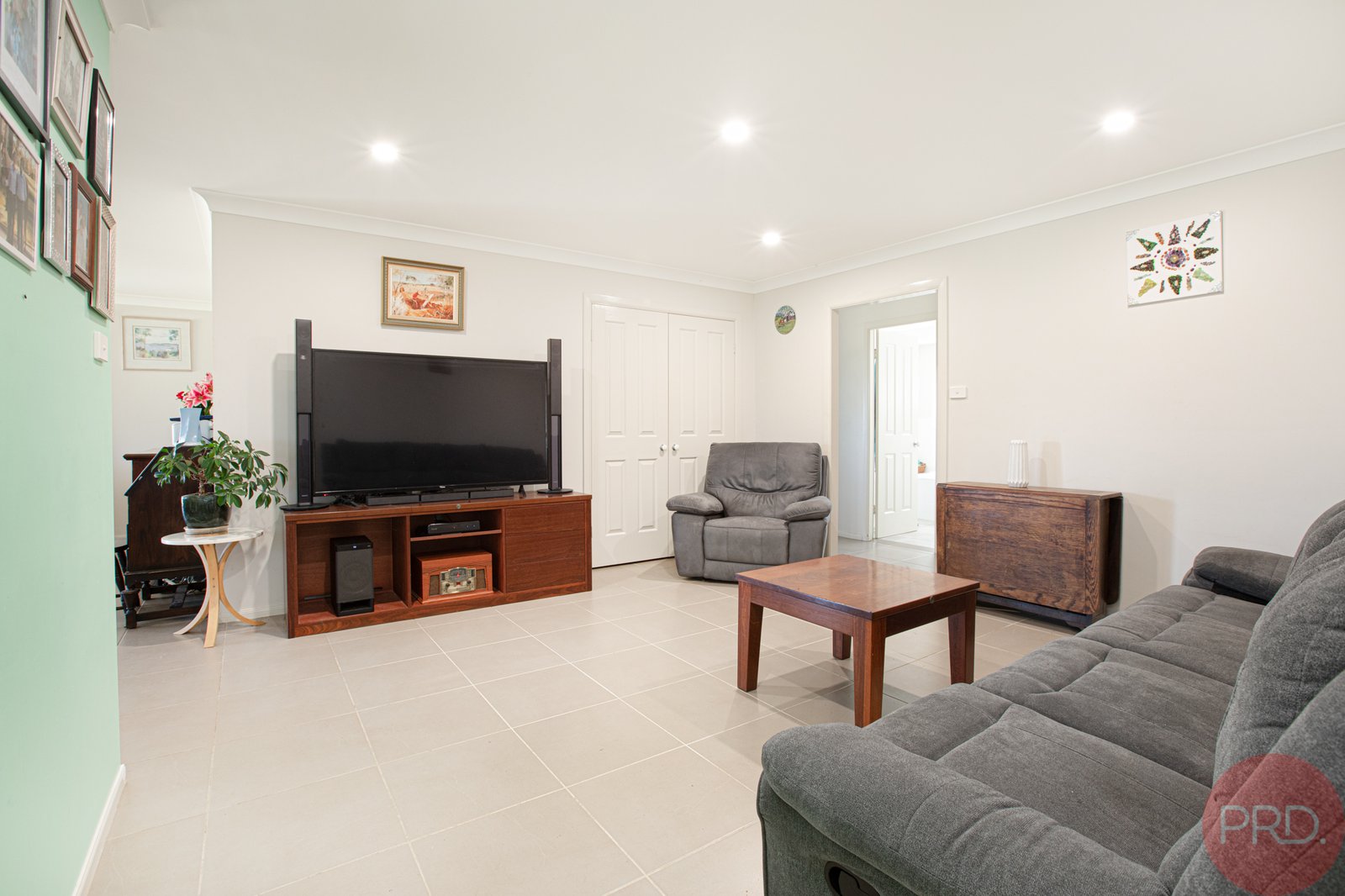 11 Andrew Court RUTHERFORD 4