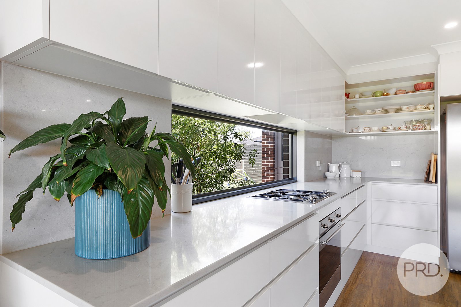 11 Angus Place TAMWORTH 8