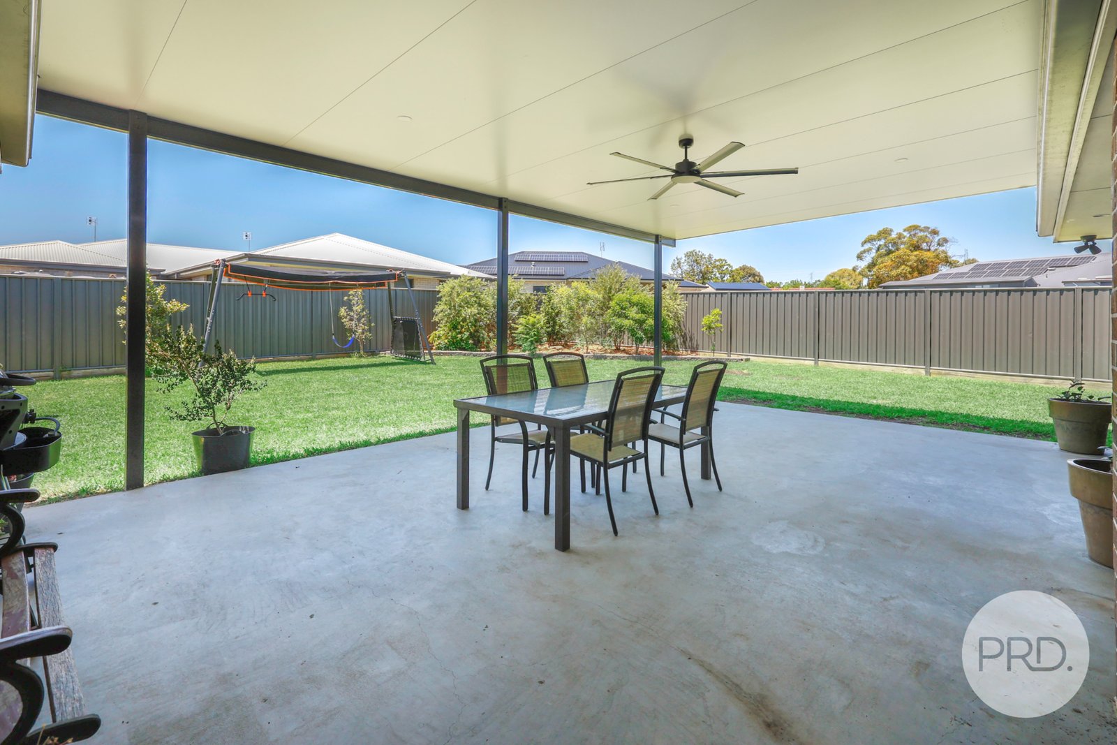 11 Angus Place TAMWORTH 22