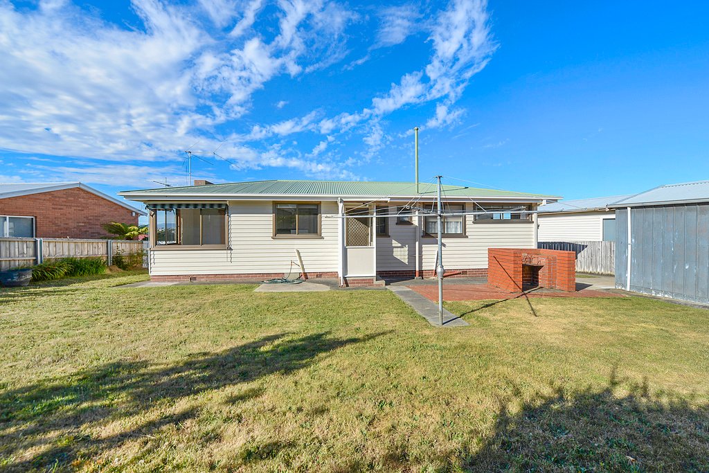 11 Anthony Place GLENORCHY 4