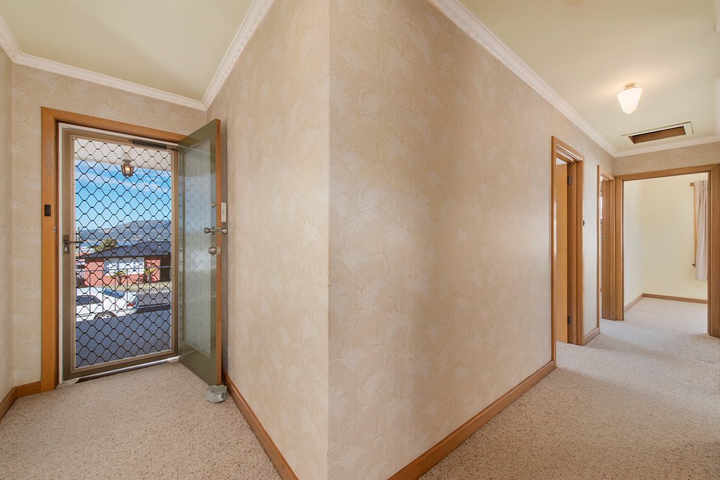 11 Anthony Place GLENORCHY 8