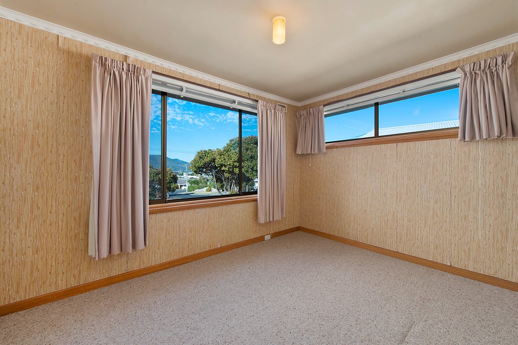 11 Anthony Place GLENORCHY 10
