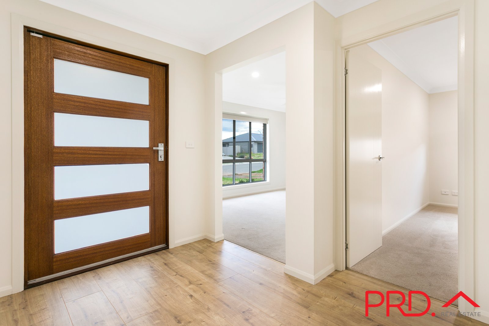 11 Appaloosa Place TAMWORTH 4