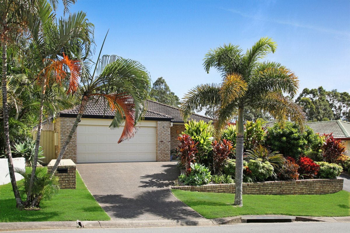 11 Arbury Hill Close Burleigh Heads 2