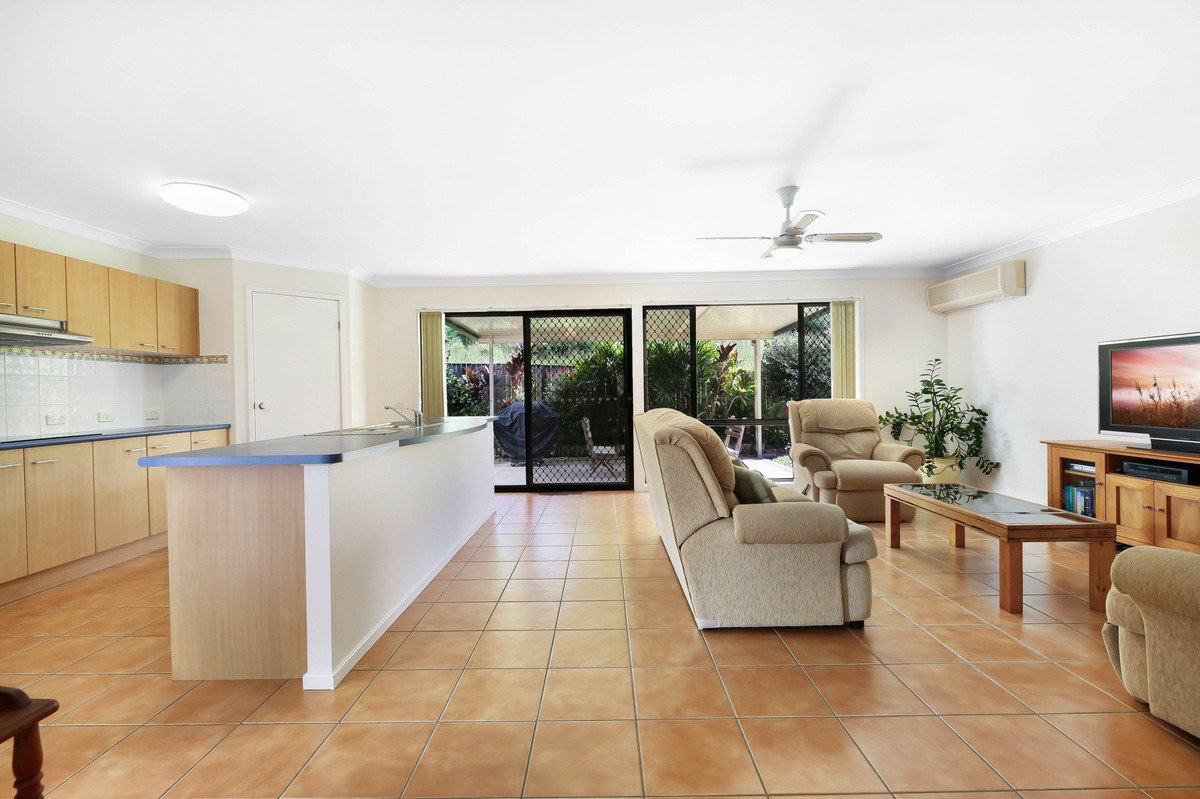 11 Arbury Hill Close Burleigh Heads 4