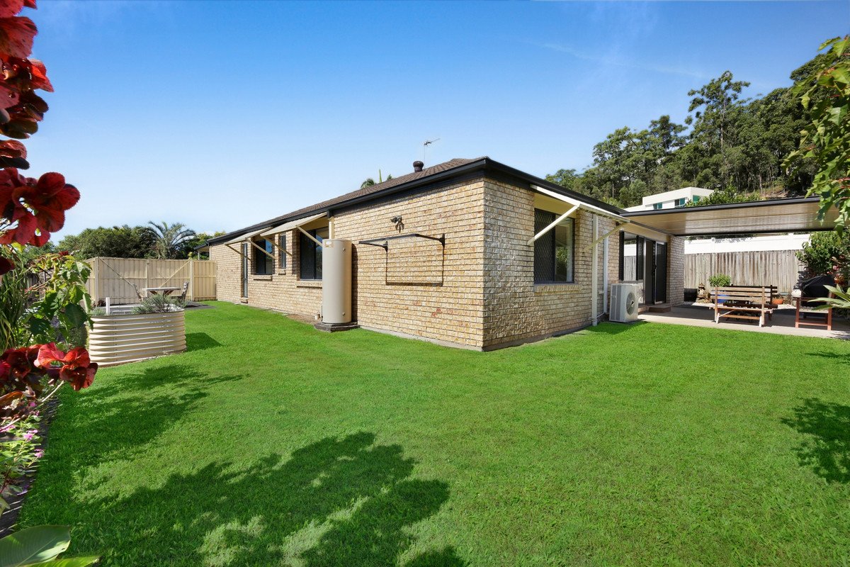 11 Arbury Hill Close Burleigh Heads 13