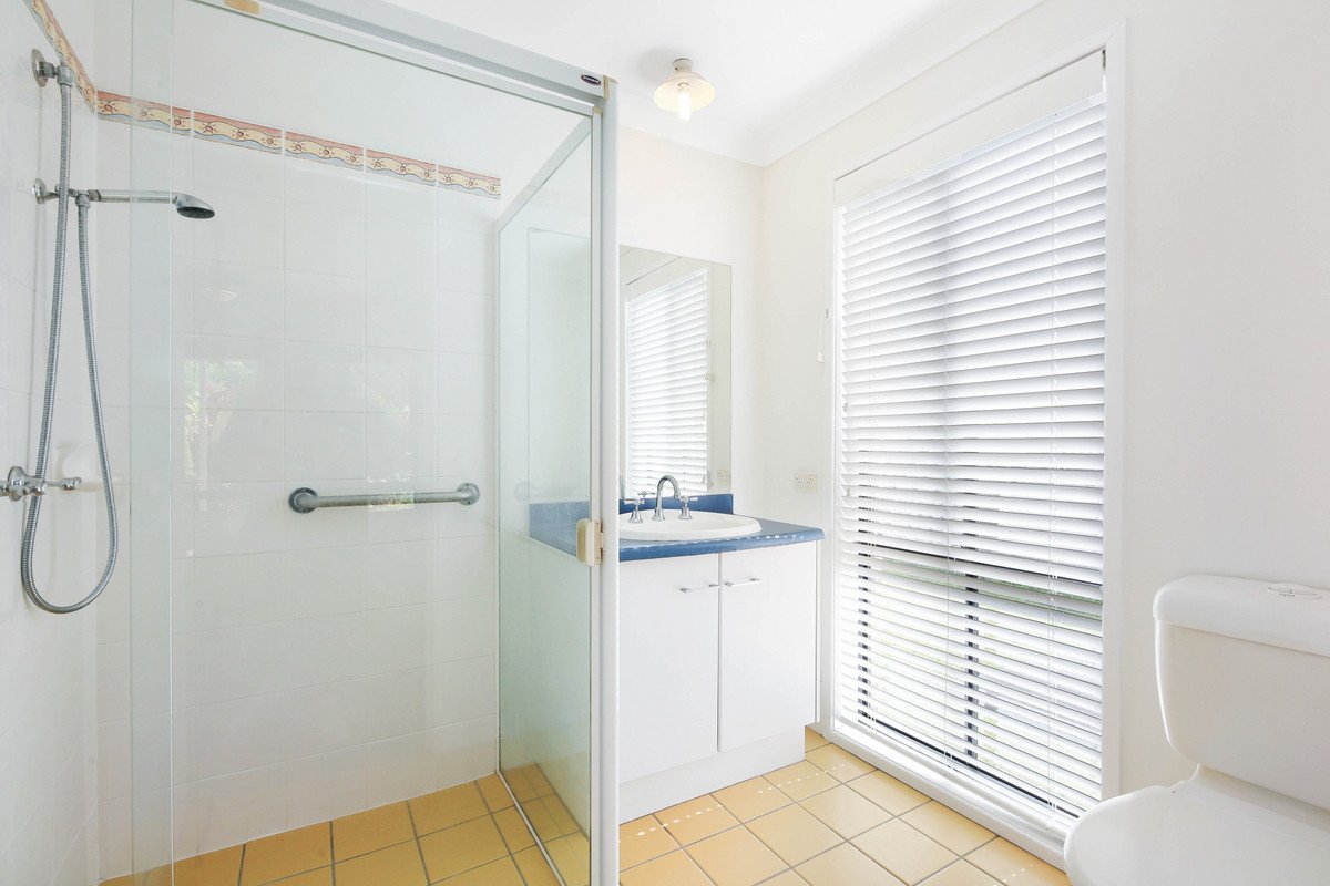 11 Arbury Hill Close Burleigh Heads 17
