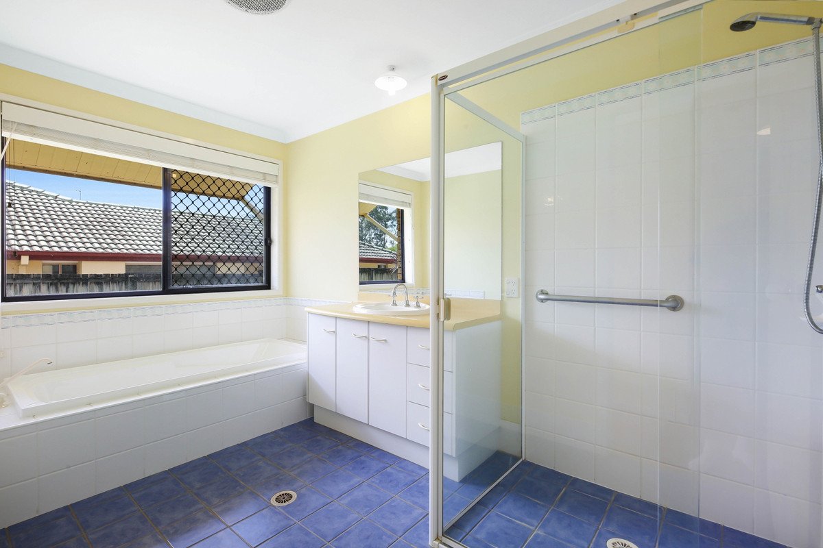 11 Arbury Hill Close Burleigh Heads 20