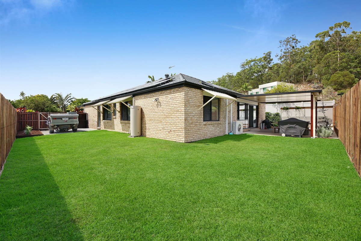 11 Arbury Hill Close Burleigh Heads 12