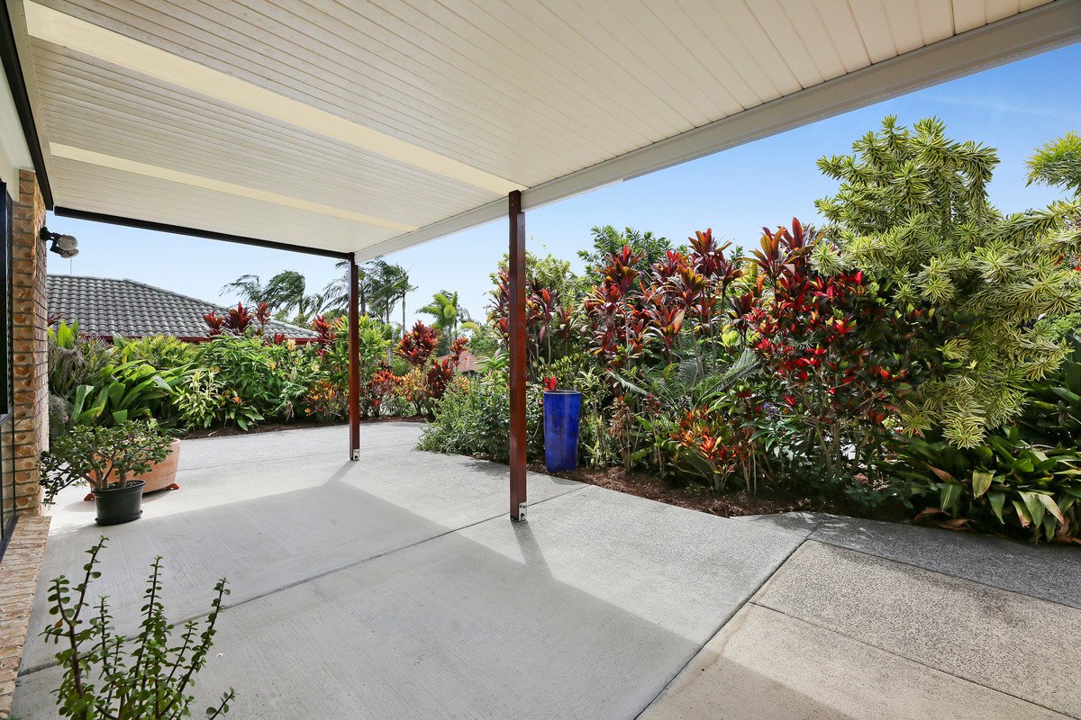 11 Arbury Hill Close Burleigh Heads 25