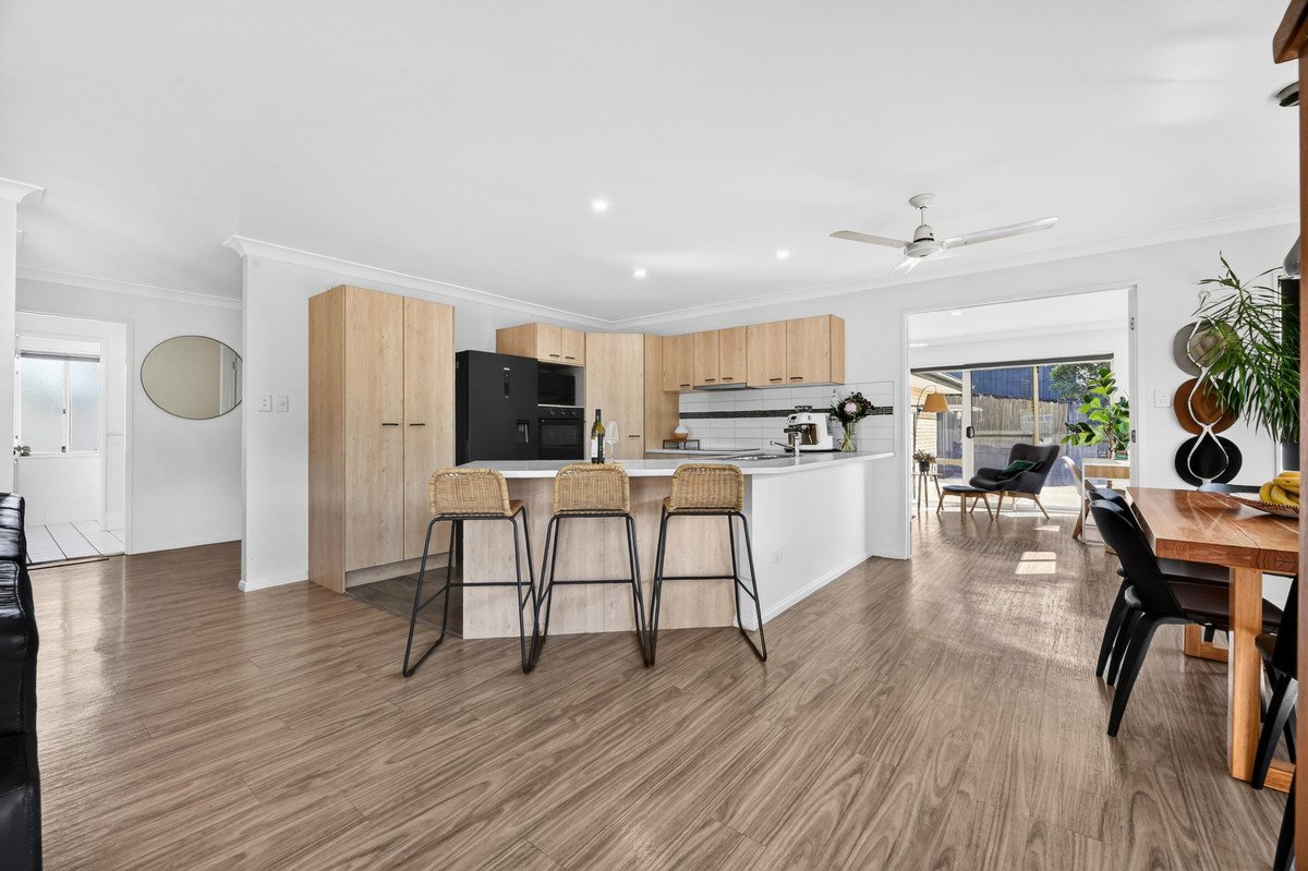 11 Ardisia Court Burleigh Heads 5
