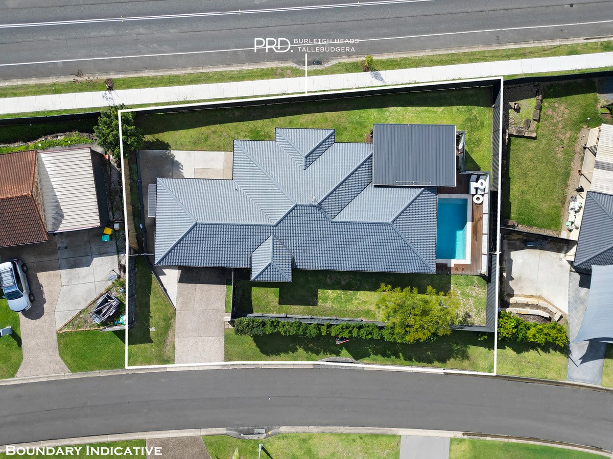 11 Ardisia Court Burleigh Heads 27