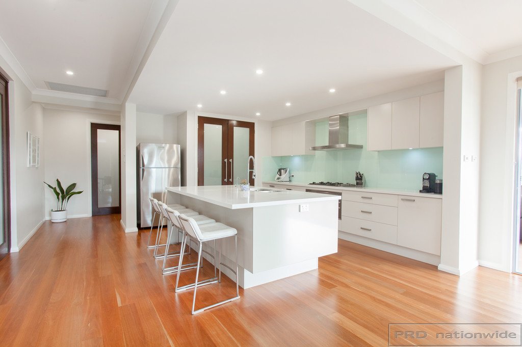 11 Arrowtail Street CHISHOLM 4