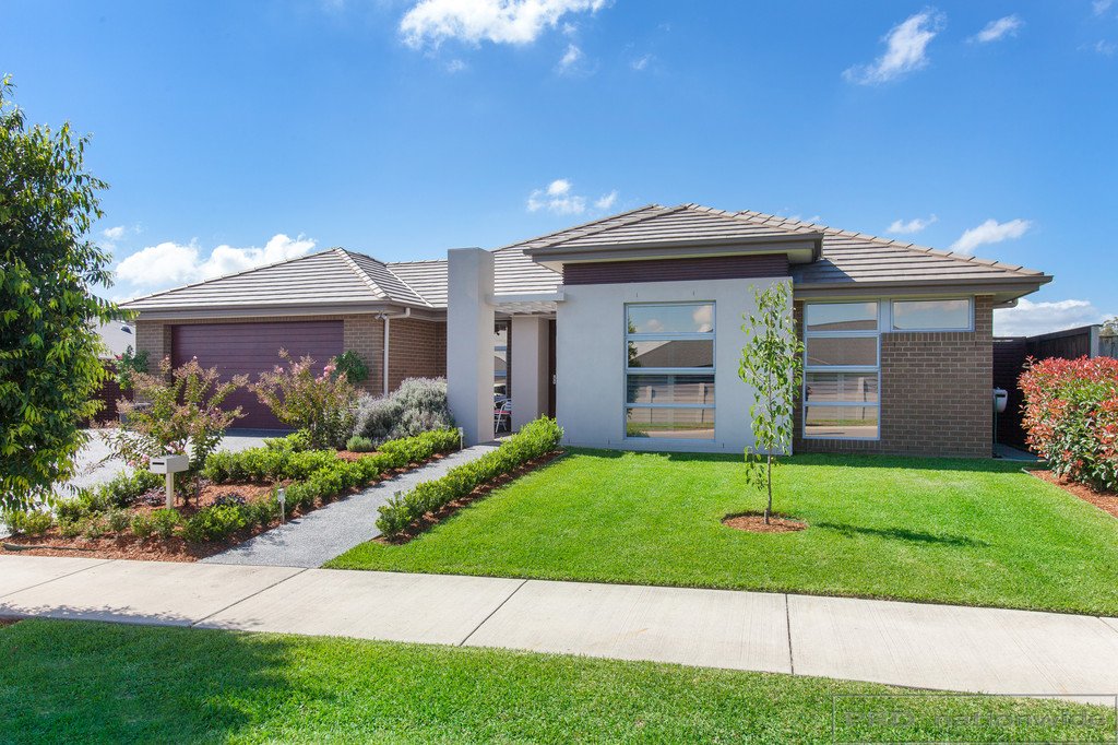 11 Arrowtail Street CHISHOLM 24
