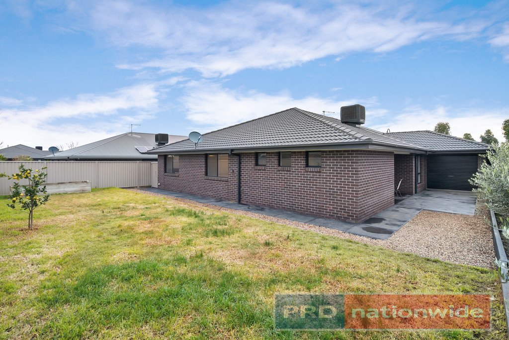11 Arwon Crescent ALFREDTON 8