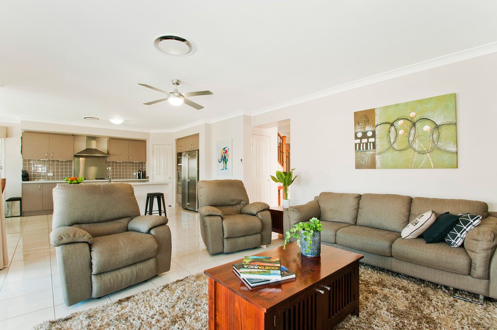 11 Athanlin Avenue HAYWARDS BAY 7