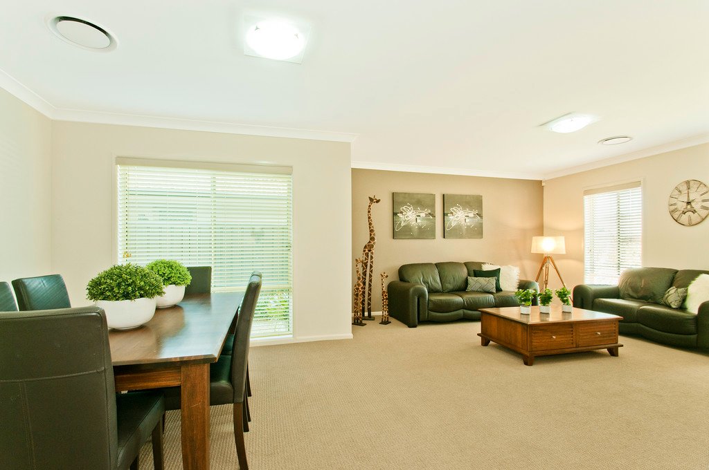 11 Athanlin Avenue HAYWARDS BAY 8