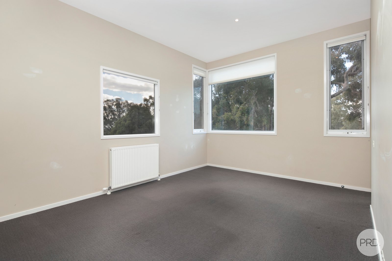 11 Augusta Drive CRESWICK 10